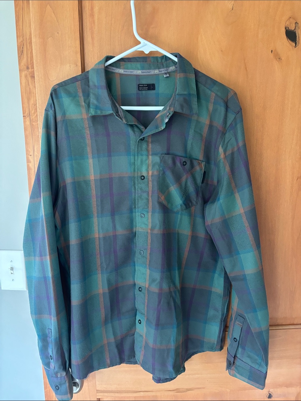 Pearl Izumi Teal and Green Plaid Button-Down Shirt